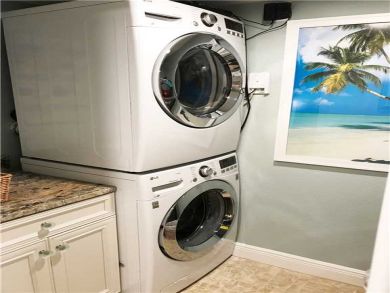 Beach Vacation Condos on Longboat Key BEACHFRONT